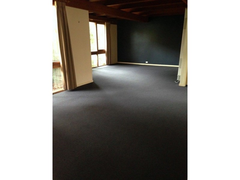 65 Galahad Crescent, Glen Waverley VIC 3150