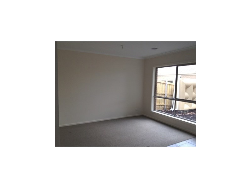 1/12 Irvine Street, Mitcham VIC 3132
