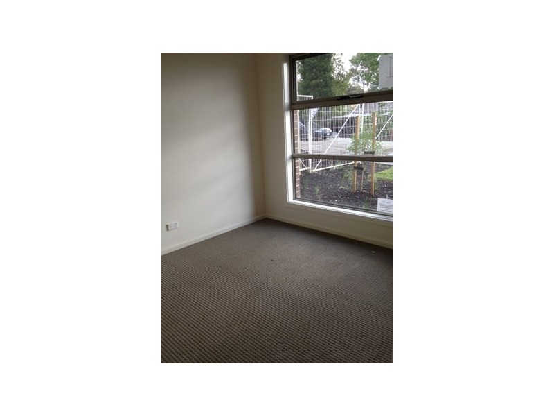 1/12 Irvine Street, Mitcham VIC 3132