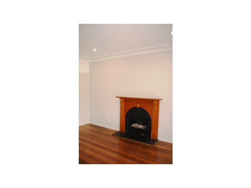 2 Almer Avenue, Blackburn VIC 3130