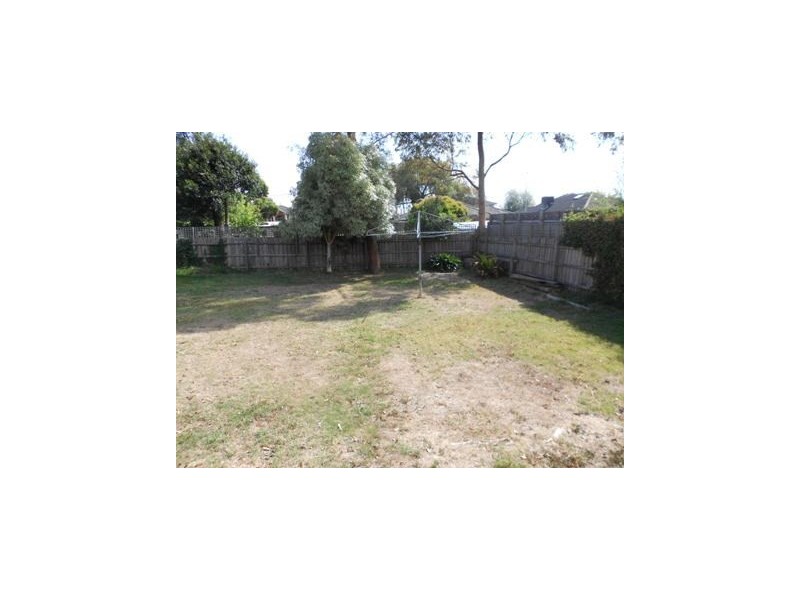 9 Lee Ann Street, Blackburn South VIC 3130