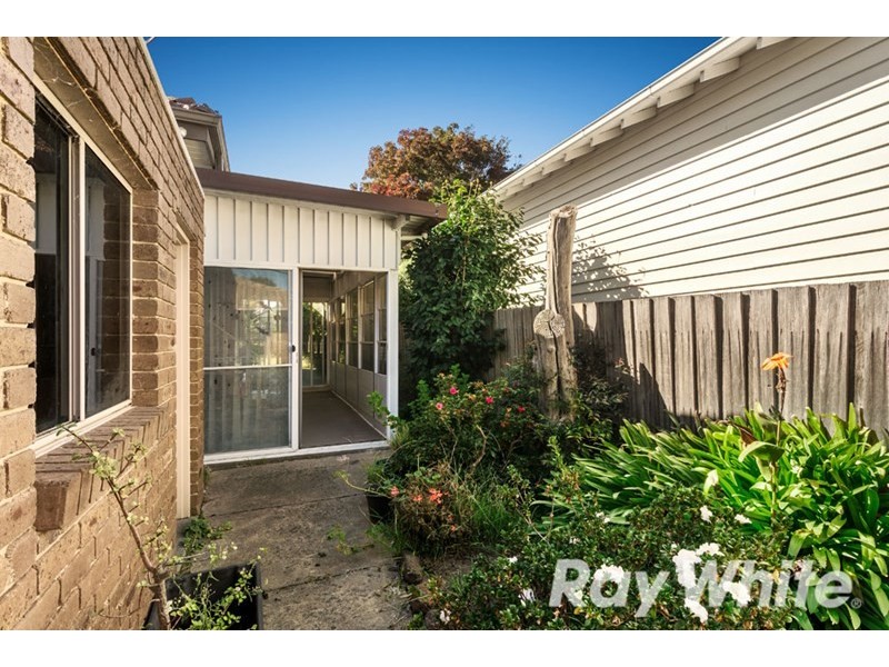 1/12 Donald Street, Blackburn South VIC 3130