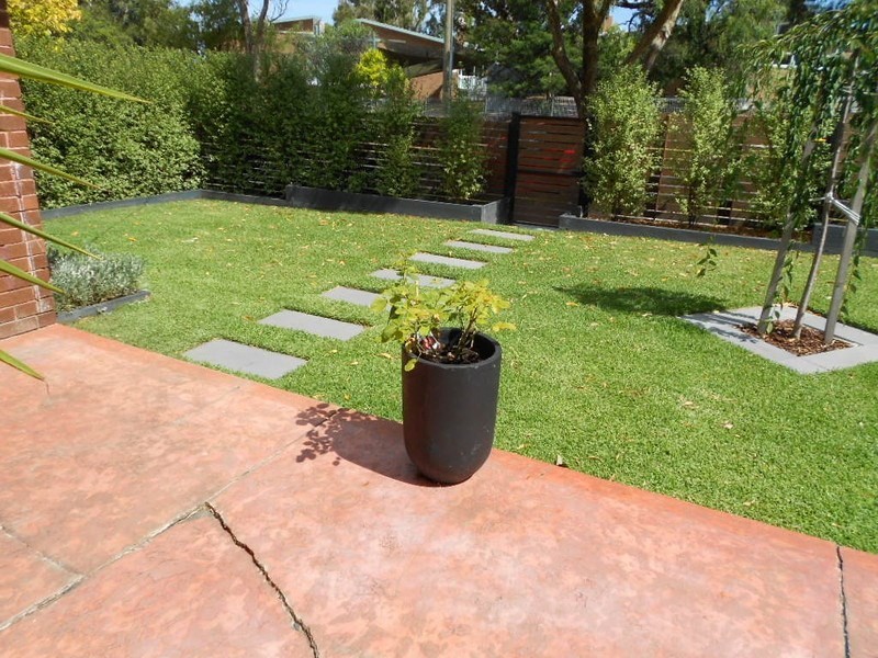 18 Bonview Crescent, Burwood East VIC 3151