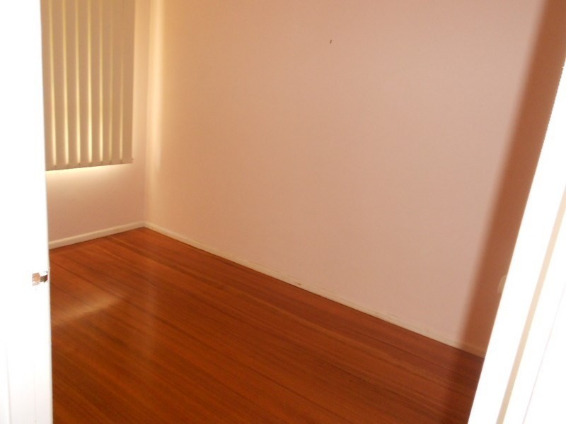 18 Bonview Crescent, Burwood East VIC 3151