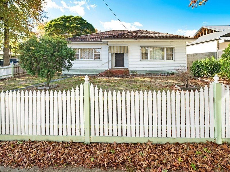 7 Menin Road, Nunawading VIC 3131