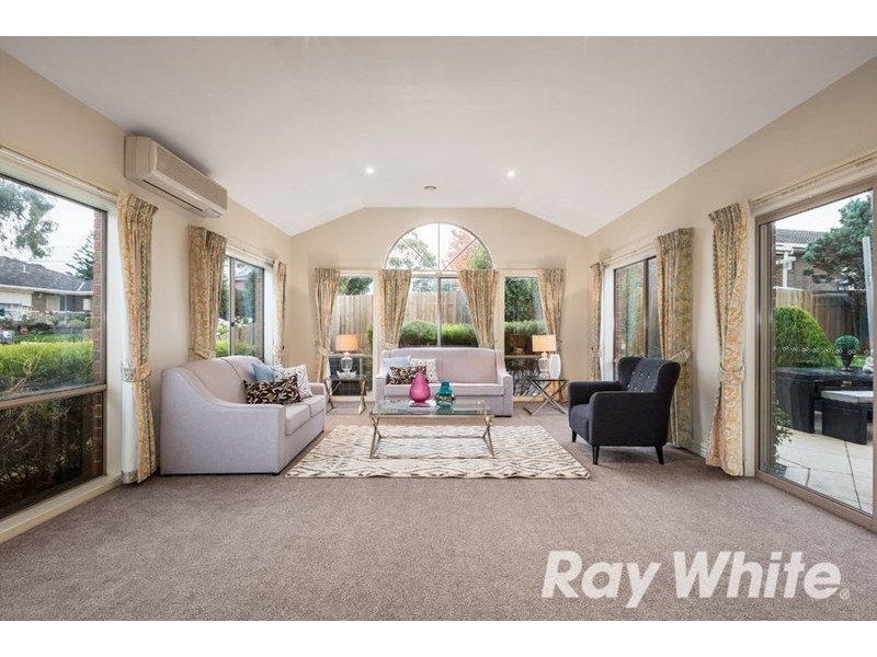 28 Elonara Road, Vermont South VIC 3133