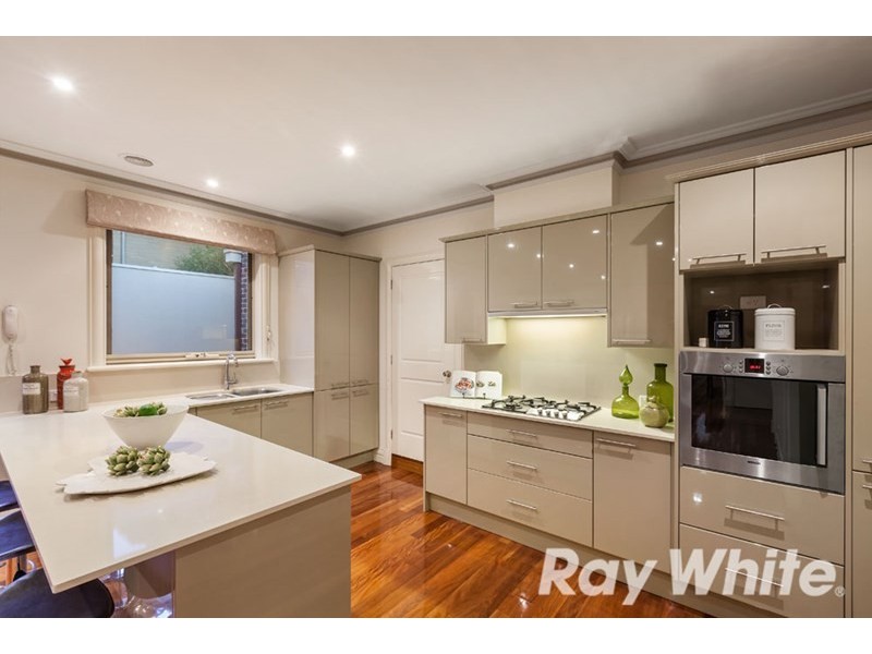 1/12 Derby Street, Blackburn VIC 3130