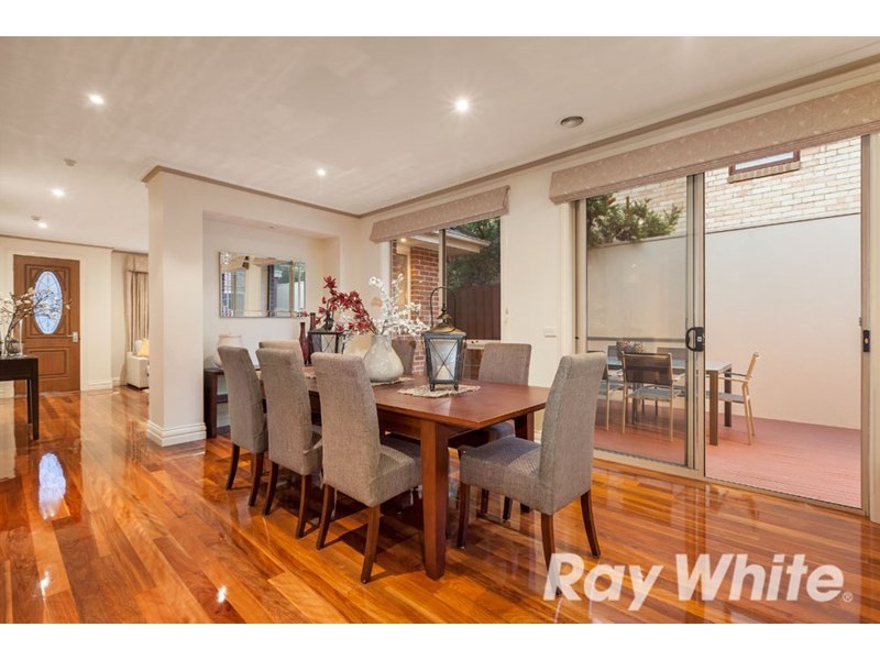 1/12 Derby Street, Blackburn VIC 3130