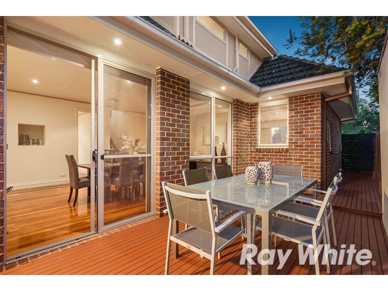 1/12 Derby Street, Blackburn VIC 3130