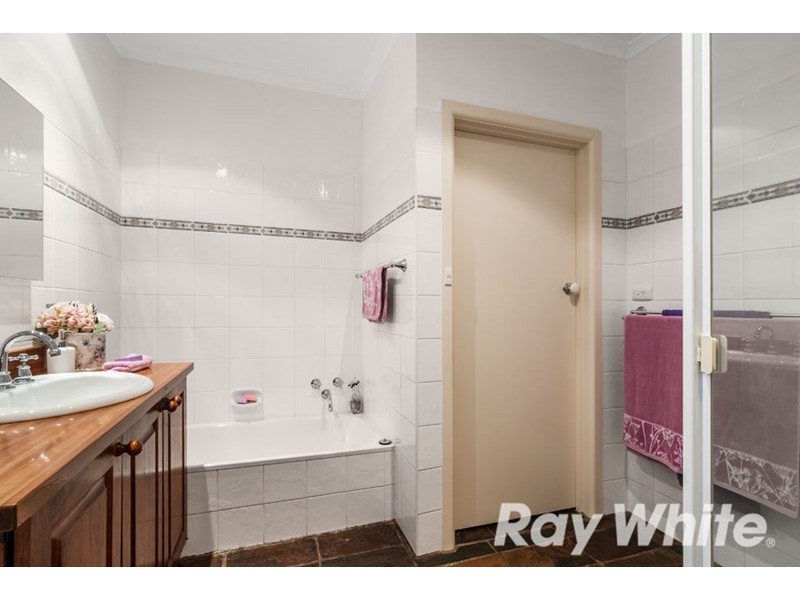 102 Koonung Road, Blackburn North VIC 3130