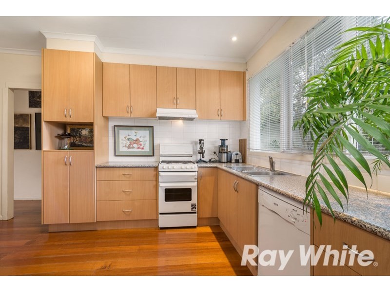 22 Dorothy Street, Burwood East VIC 3151