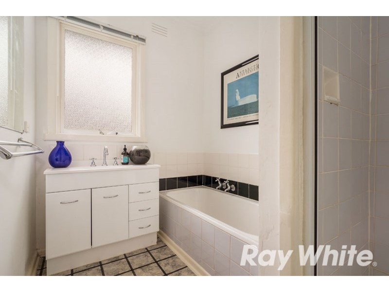 22 Dorothy Street, Burwood East VIC 3151