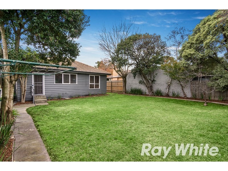 22 Dorothy Street, Burwood East VIC 3151
