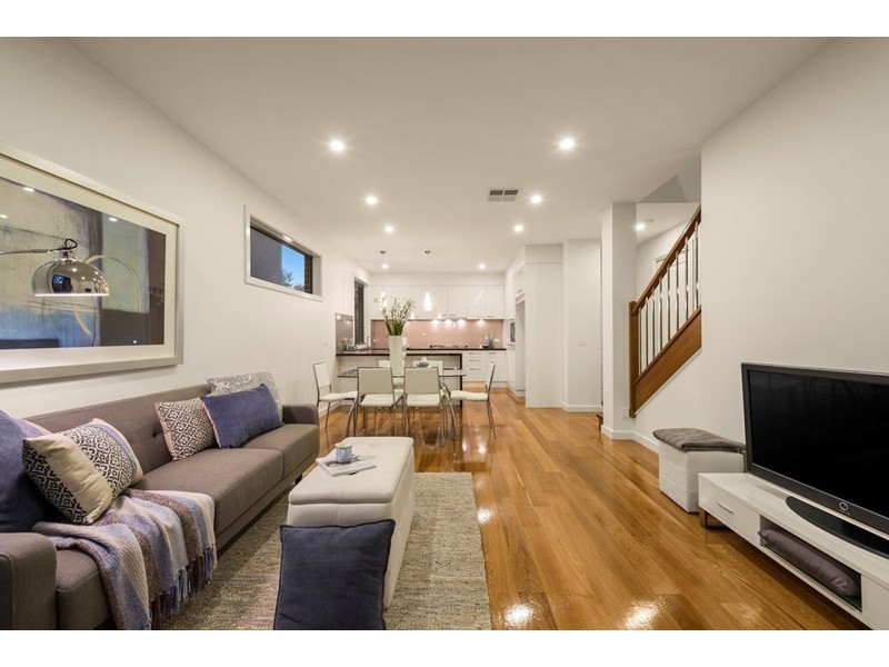 1/8 Loddon Street, Box Hill North VIC 3129