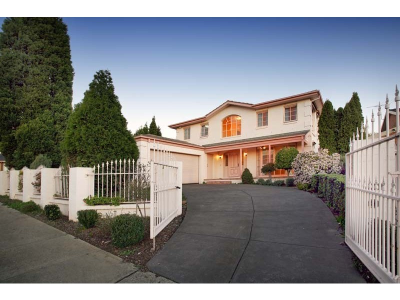 7 Jessica Close, Wantirna South VIC 3152