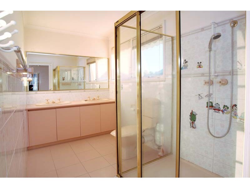 7 Jessica Close, Wantirna South VIC 3152