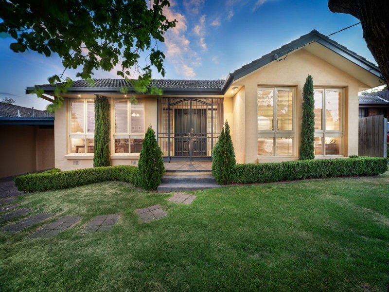 24 Wildwood Avenue, Vermont South VIC 3133