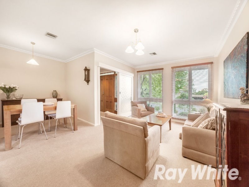 24 Wildwood Avenue, Vermont South VIC 3133