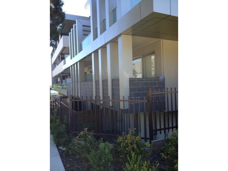 210/18 Berkeley Street, Doncaster VIC 3108