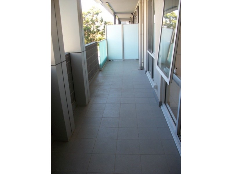 210/18 Berkeley Street, Doncaster VIC 3108