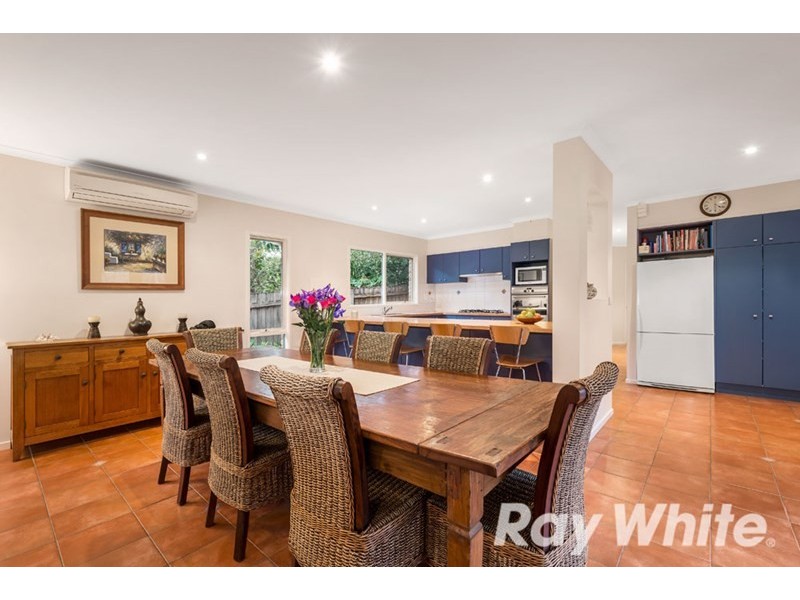 1 Nadia Place, Vermont South VIC 3133