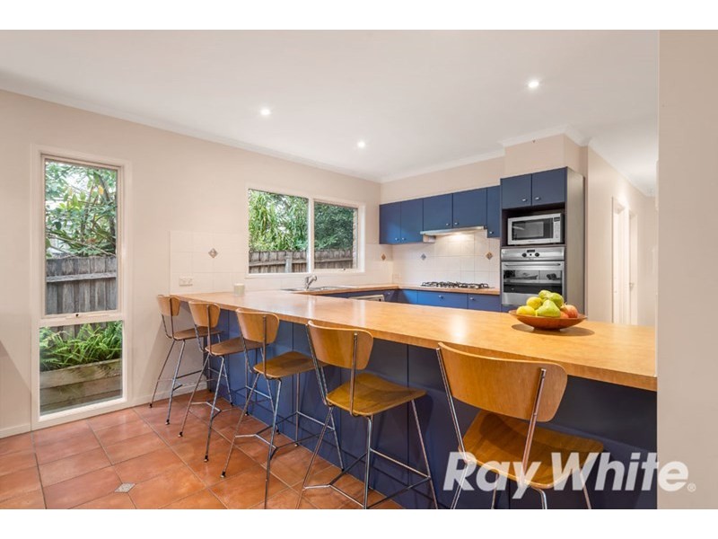 1 Nadia Place, Vermont South VIC 3133