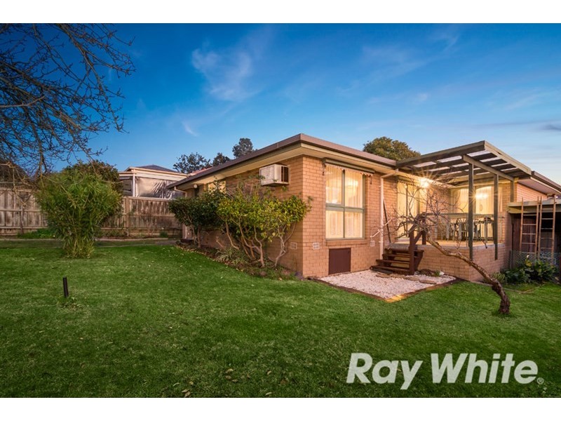 2 Cambara Court, Vermont South VIC 3133