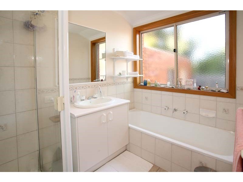 4/84-86 Roslyn Street, Burwood VIC 3125