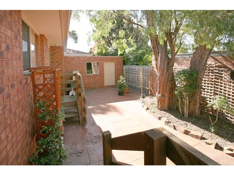 4/84-86 Roslyn Street, Burwood VIC 3125