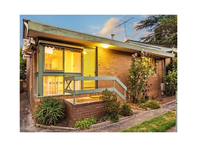 4/11 John Street, Blackburn VIC 3130