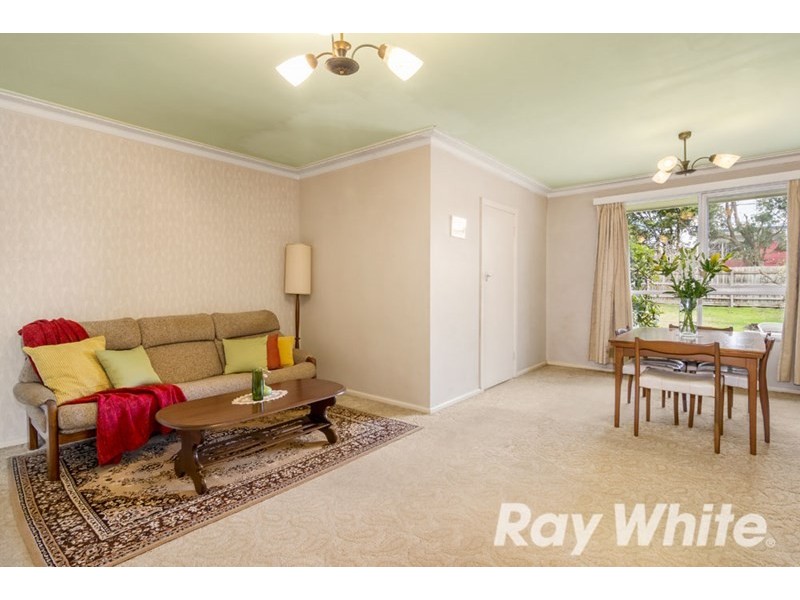 12 Statesman Avenue, Burwood East VIC 3151