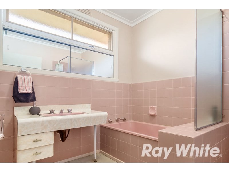 12 Statesman Avenue, Burwood East VIC 3151