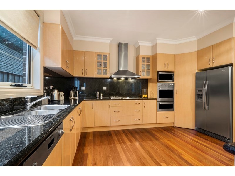 7 Andrea Parade, Ringwood North VIC 3134