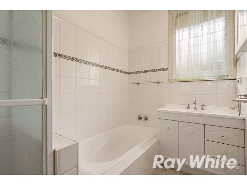 2 Kingsclere Street, Vermont VIC 3133