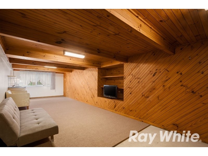 32 Royton Street, Burwood East VIC 3151