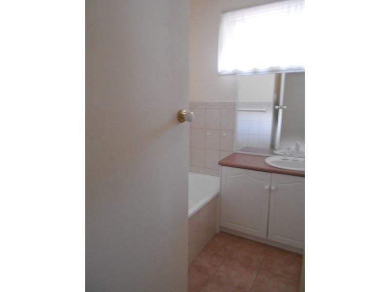 10 Raleigh Street, Blackburn South VIC 3130