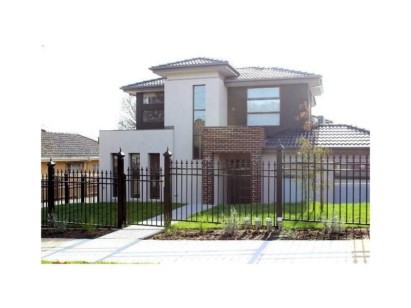 1/16 Worrall Street, Burwood VIC 3125