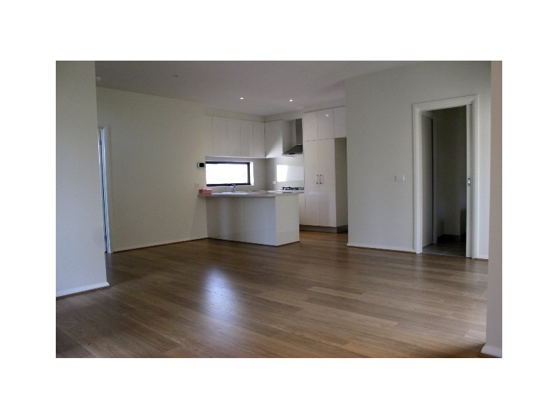 1/16 Worrall Street, Burwood VIC 3125