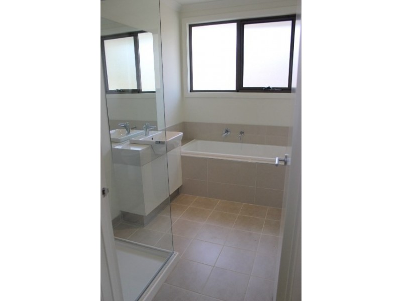 1/16 Worrall Street, Burwood VIC 3125