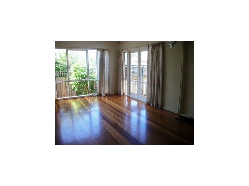 1/17 Milne Street, Mitcham VIC 3132