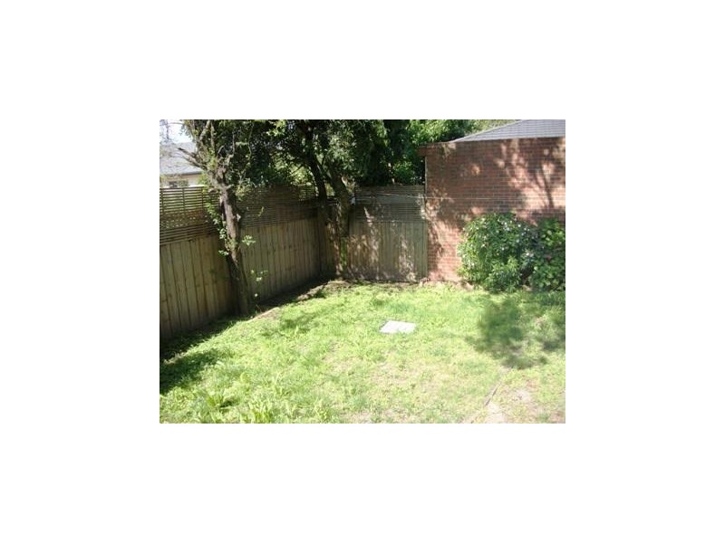 1/17 Milne Street, Mitcham VIC 3132
