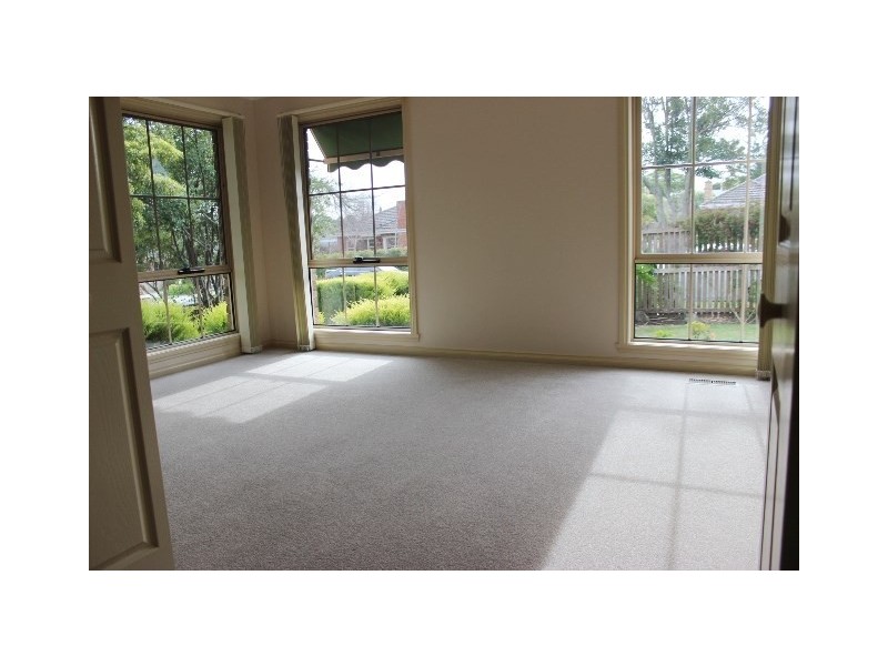 1/18 O’Hara Street, Blackburn VIC 3130