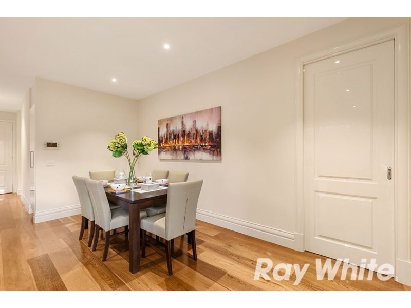 4/2 Tyrrell Avenue, Blackburn VIC 3130