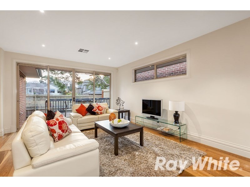 4/2 Tyrrell Avenue, Blackburn VIC 3130