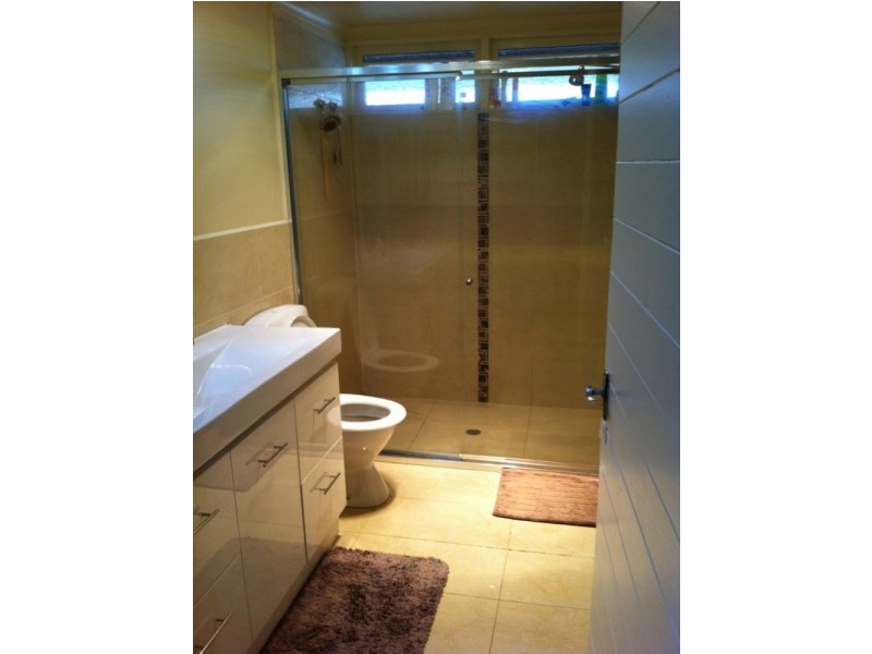 23 Iris Street, Burwood VIC 3125