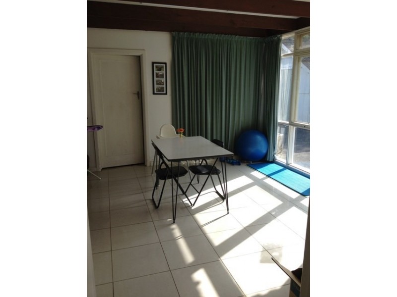 33 Main Street, Blackburn VIC 3130