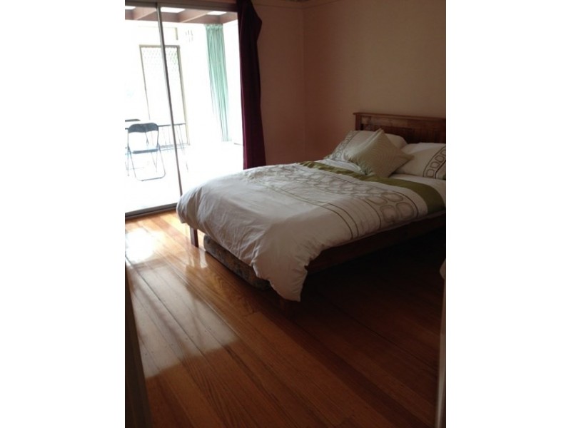 33 Main Street, Blackburn VIC 3130