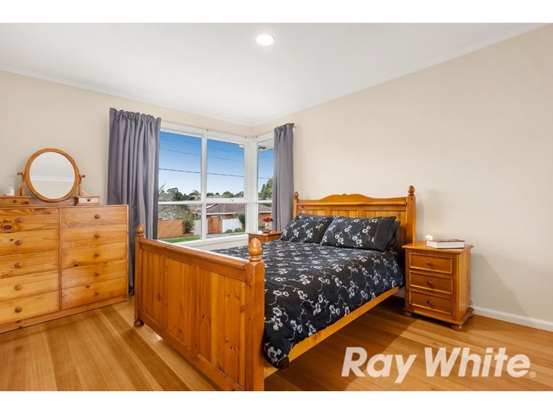 16 Christa Avenue, Burwood East VIC 3151