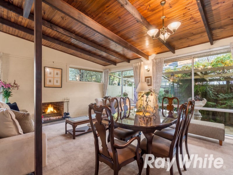 102 Koonung Road, Blackburn VIC 3130