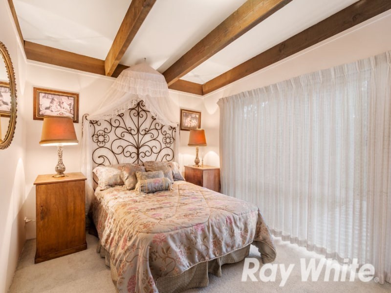 102 Koonung Road, Blackburn VIC 3130